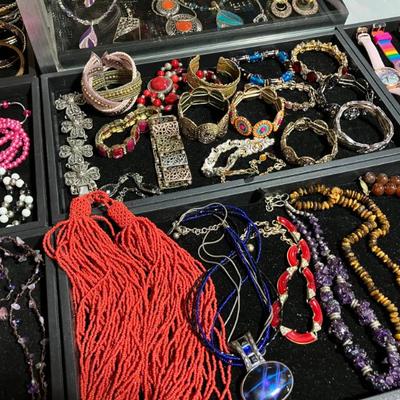 Sale Photo Thumbnail #18