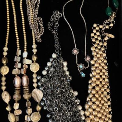 Sale Photo Thumbnail #107