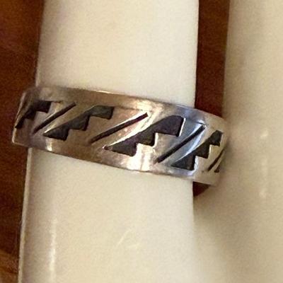 Vintage Hopi Cyrus Josytewa Sterling Silver Hand Made Inlay Ring Size 9.25 - Total Weight 4.14 Grams
