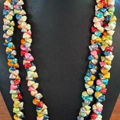 Vintage Multi Colored Dyed Shell Necklace With Matching Earrings Sterling Silver Screw Back
Vintage Multi Colored Dyed Shell Necklace...