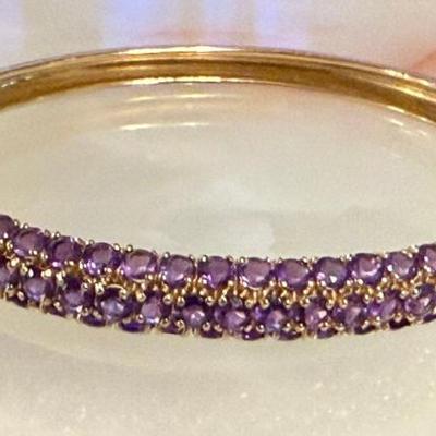 14k Yellow Gold And Amethyst Hinged Bangle Bracelet -