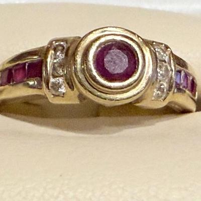 Antique 14K Gold - Ruby & Diamond Ring (as Is) Size 9 Total Weight 4.03 Grams