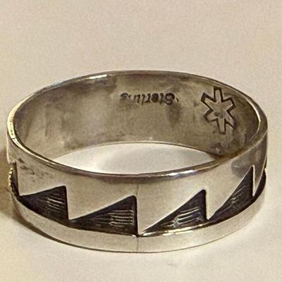 Native American Sterling Silver Shadowbox Inlay Ring Size 11.5 Total Weight - 3.87 Grams