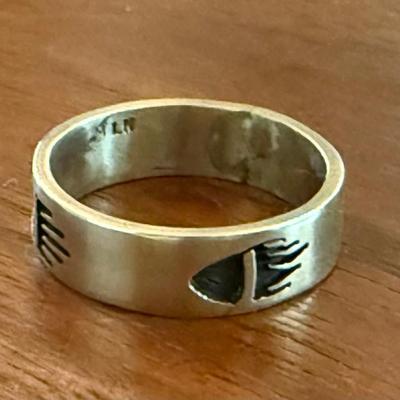 Hopi Sterling Silver Signed MLK Inlay Ring Size 7.75 - Weight 3.91 Grams