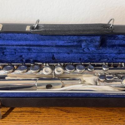 Vintage W.T. Armstrong Flute In Velvet Lined Case