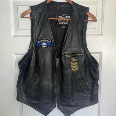 Vintage Size L Harley Davidson Leather Vest With Patches And Pins