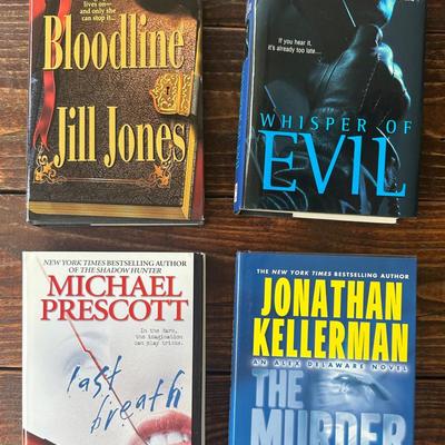 Thriller & Suspense Book Lot - Dive into Gripping Mysteries!