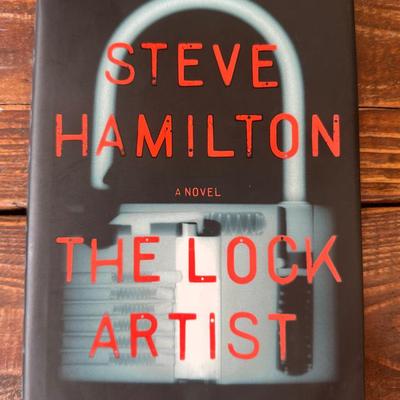 Award-Winning Thriller: "The Lock Artist" by Steve Hamilton (Hardcover)