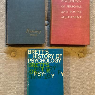 Vintage Psychology Book Collection - A Journey Through the Mind's Evolution