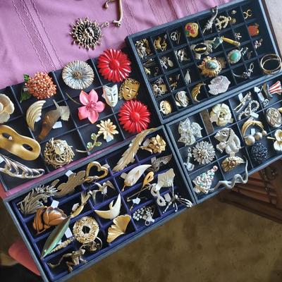 Sale Photo Thumbnail #111