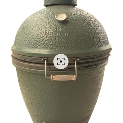 Big Green Egg - ceramic, charcoal BBQ cooker