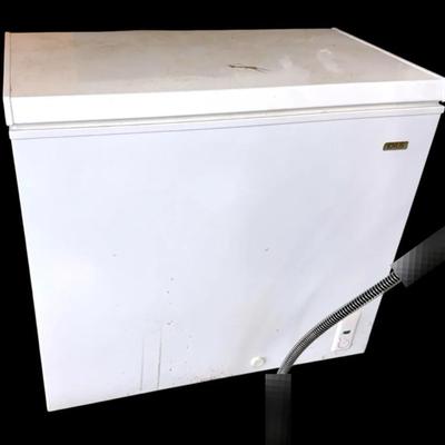 Idylis Chest Freezer - 5.0/7.1 CU FT 