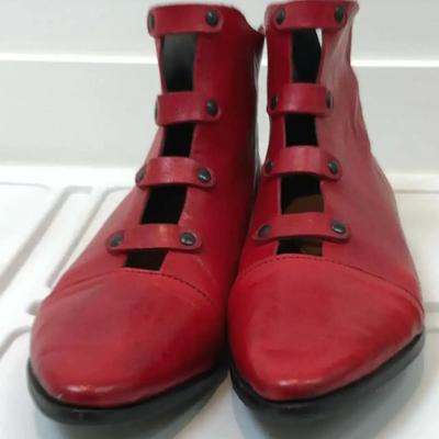 Vintage CYDWOQ Red Leather Boots Size 38 