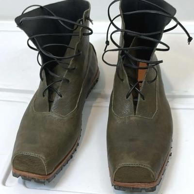 Vintage CYDWOQ green Leather Lace Up Boots Size 38