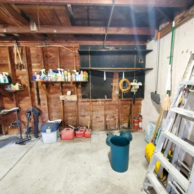 Sale Photo Thumbnail #204