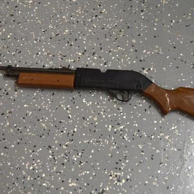 Crosman 760