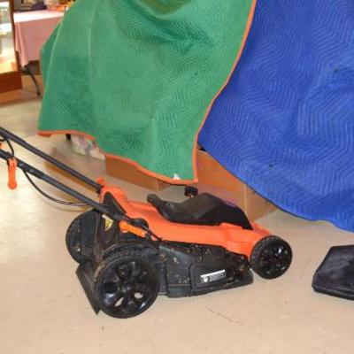 Black and decker mower