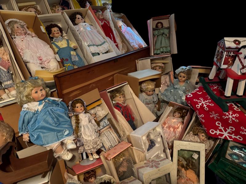 Sale Photo Thumbnail #272