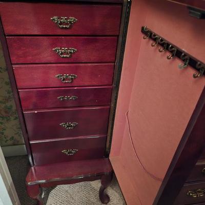 Sale Photo Thumbnail #116