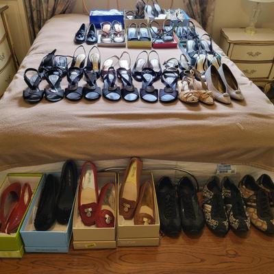 Sale Photo Thumbnail #33