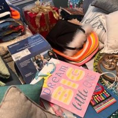 Sale Photo Thumbnail #146