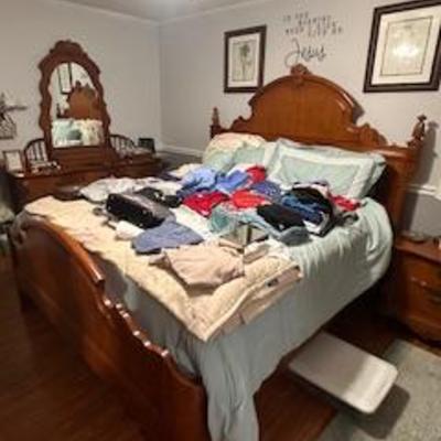 Sale Photo Thumbnail #173