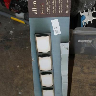 Sale Photo Thumbnail #616