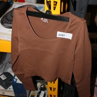 Sale Photo Thumbnail #208