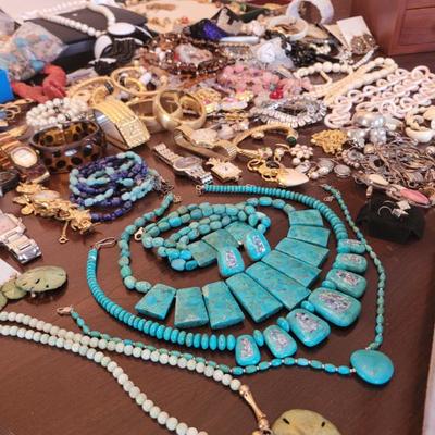 Sale Photo Thumbnail #50