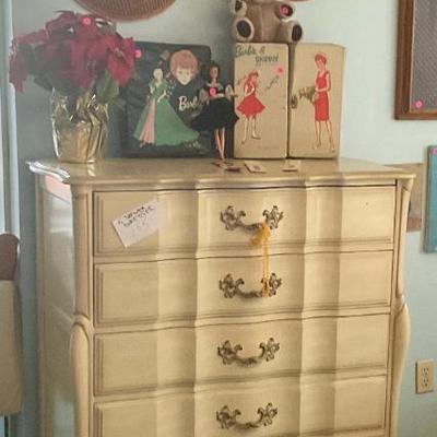 Sale Photo Thumbnail #33: French provincial chest