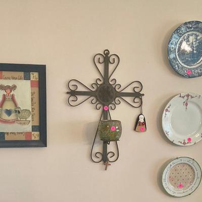 Sale Photo Thumbnail #56: Cross and plates
