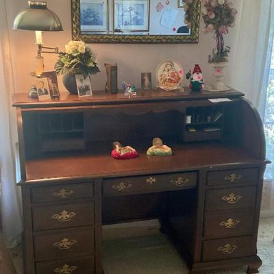 Roll topped desk