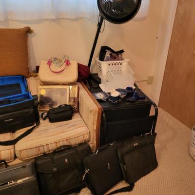 Sale Photo Thumbnail #118
