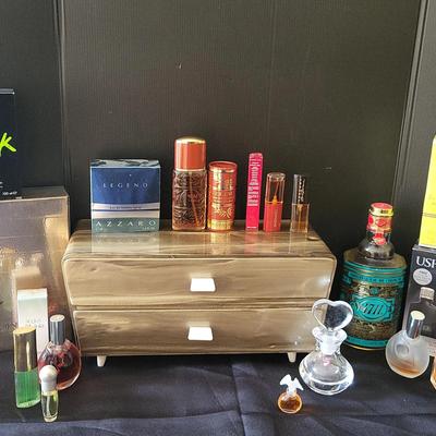 Perfume & Cologne + (O)