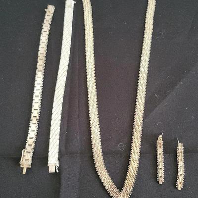 Sterling Silver Jewelry (feat. "V" Necklace) (BR2)