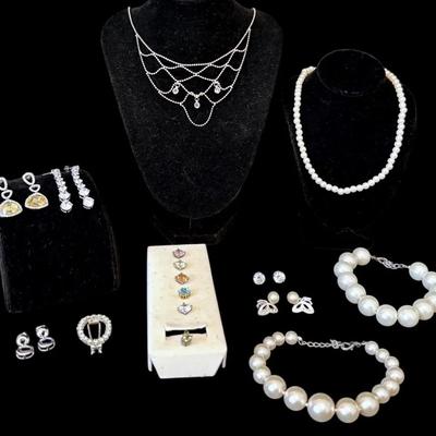 Classy Ladies Costume Jewelry Lot 