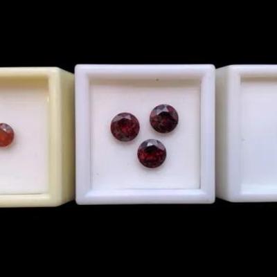 Various Types/CT Of Round Garnets- See Pics For Details