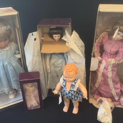 Lot Of Five Porcelain Dolls Including Scootles And Kissing Puppet