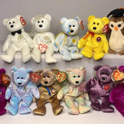 Regular Size ty Beanie Baby Bears Including Mr & Mrs And One Class Of ‘98 Wise