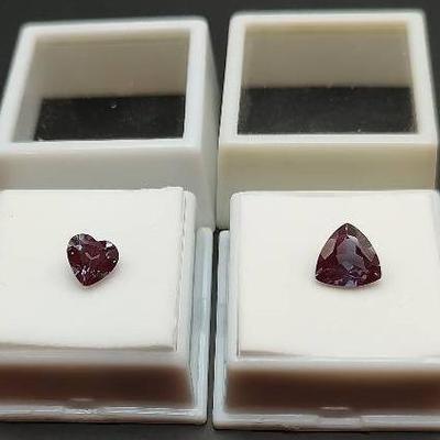 One Heart-shaped Cut And 1 Triangle Cut Loose Russian Lab-grown Alexandrites