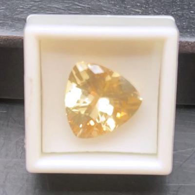 Labradorite Yellow Trillion 20.00CT