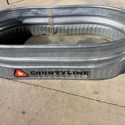 CountyLine Galvanized Stock Tank, Oval, 2’x4’ (Approx.)