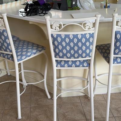 4 counter Cast-Iron Stools