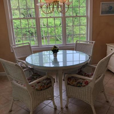 Wicker Table And Chairs Set