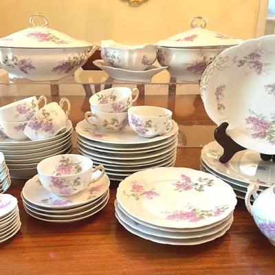 Beautiful Antique Limoges China With Hand-Painted Lilacs, Wm Guerin and Co.