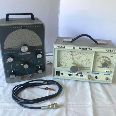 2 RF Signal Generators (Tenma & Heathkit)