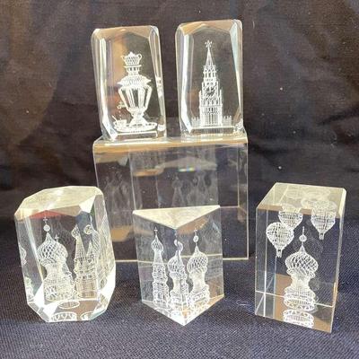 3D Laser Engraved Paperweights Depicting Famous Sites