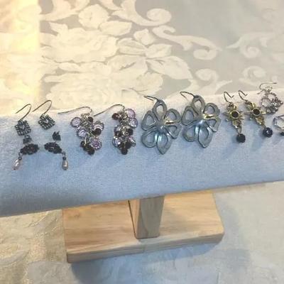 Lot of 7 Pairs of Assorted Earrings