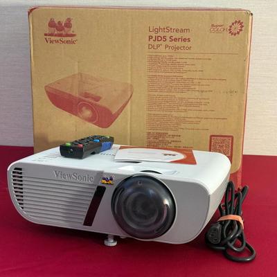 ViewSonic LightStream PJD5 Series Projector
