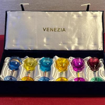 Set of 6 Venezia Colored Glasses in Box